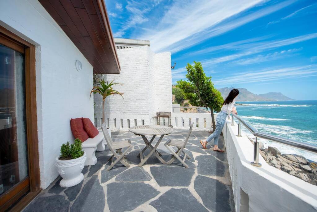 Bantry Bay Home With Atlantic Ocean Views Kapstaden Eksteriør billede